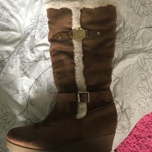 Micheal Kors Boots